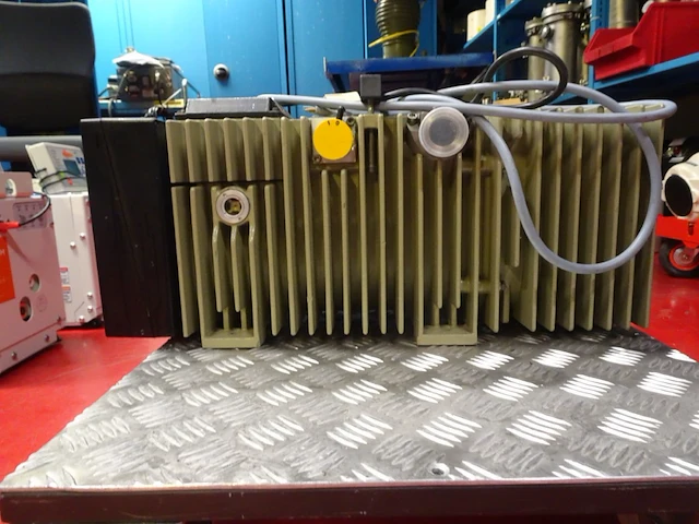 Vacuum pump pfeiffer - afbeelding 4 van  5
