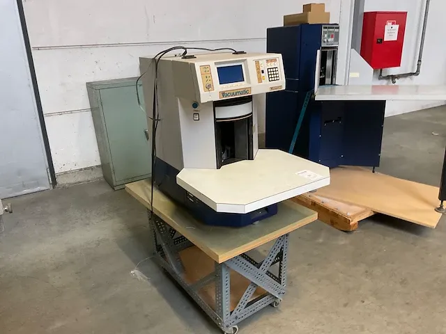 Vacuumatic vicount 2 papiertelmachine - afbeelding 1 van  6