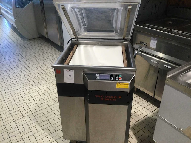 Vacuümmachine - afbeelding 1 van  5