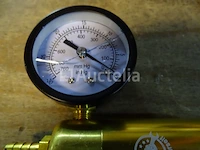 Vacuümpomp met bsg manometer - afbeelding 3 van  5