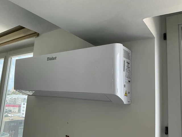 Valiant vai5-035wni airconditioning - afbeelding 1 van  9