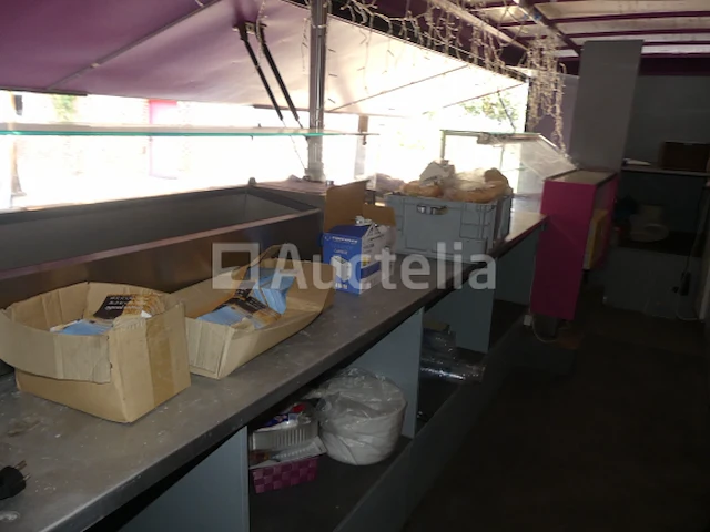 Valkenars 'dolly' type foodtruck aanhangwagen - afbeelding 11 van  29