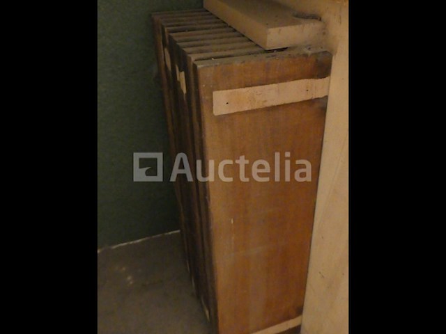 Vallende planken, latten en balken - afbeelding 11 van  30