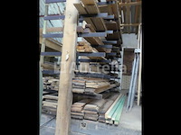 Vallende planken, latten en balken - afbeelding 17 van  30