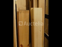 Vallende planken, latten en balken - afbeelding 19 van  30