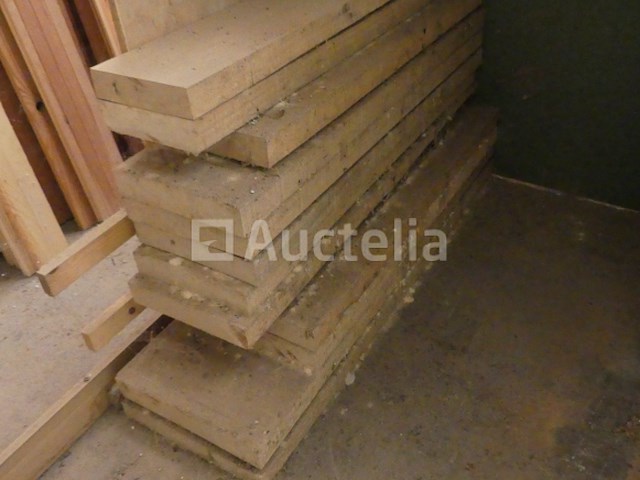 Vallende planken, latten en balken - afbeelding 20 van  30