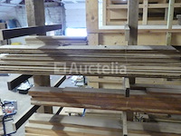 Vallende planken, latten en balken - afbeelding 24 van  30