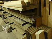 Vallende planken, latten en balken - afbeelding 26 van  30