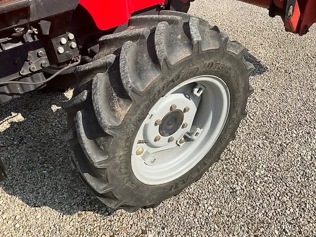 Valpadana vierwielaangedreven landbouwtractor - afbeelding 11 van  21