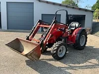 Valpadana vierwielaangedreven landbouwtractor