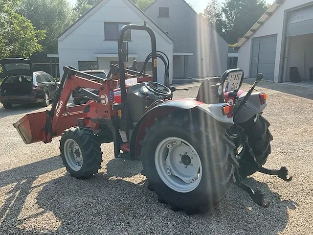 Valpadana vierwielaangedreven landbouwtractor - afbeelding 16 van  21