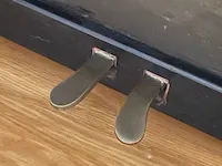 Van damme piano (business de papa van ...) - afbeelding 9 van  12