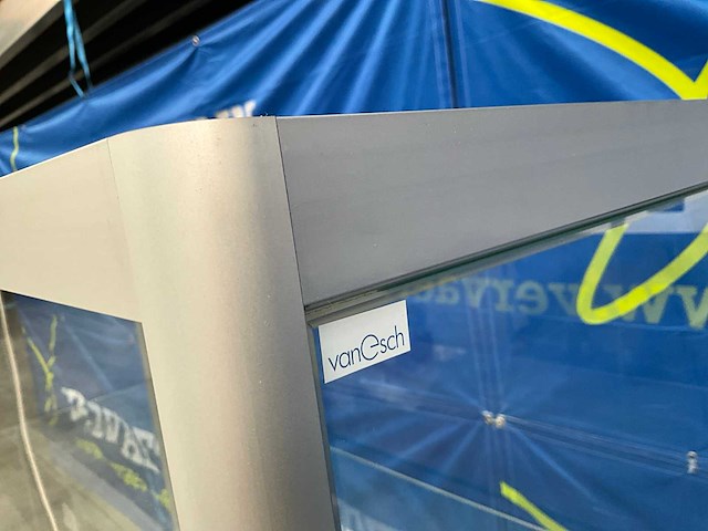 Van esch vitrinekast - afbeelding 7 van  7