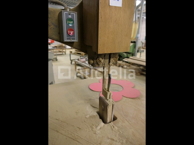 Vanden abelle inlegwerk figuurzaagmachine omgebouwd tot schuurmachine - afbeelding 4 van  13