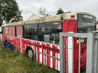 Vanhool autobus ingericht als frituur - afbeelding 4 van  21