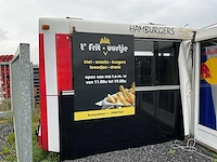 Vanhool autobus ingericht als frituur - afbeelding 6 van  21
