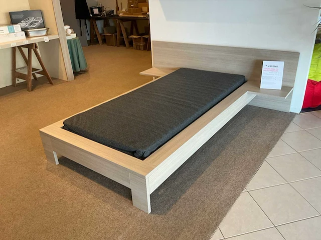 Vareno - bed met hangkasten - afbeelding 12 van  22
