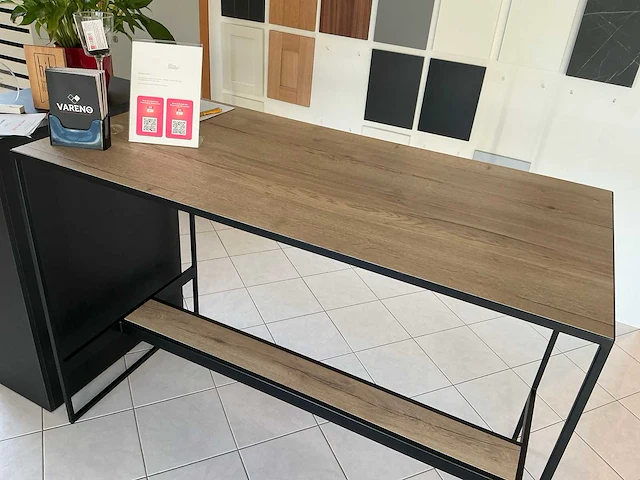 Vareno - hoge tafel - afbeelding 2 van  9