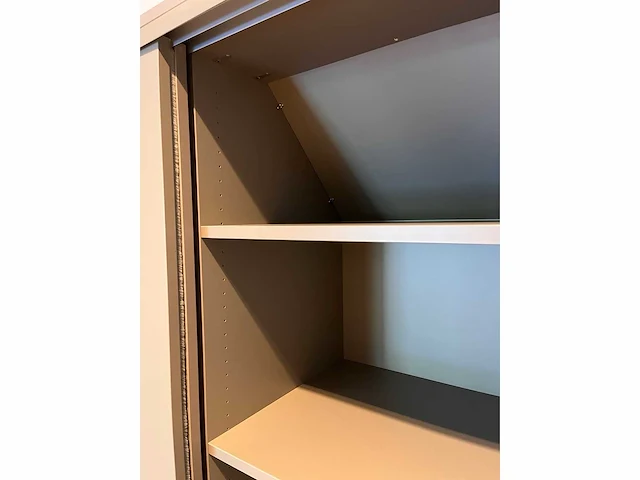 Vareno - kast onder schuine wand - afbeelding 17 van  24