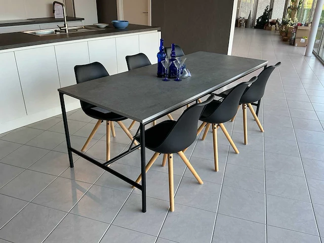 Vareno - tafel dekton - afbeelding 1 van  10