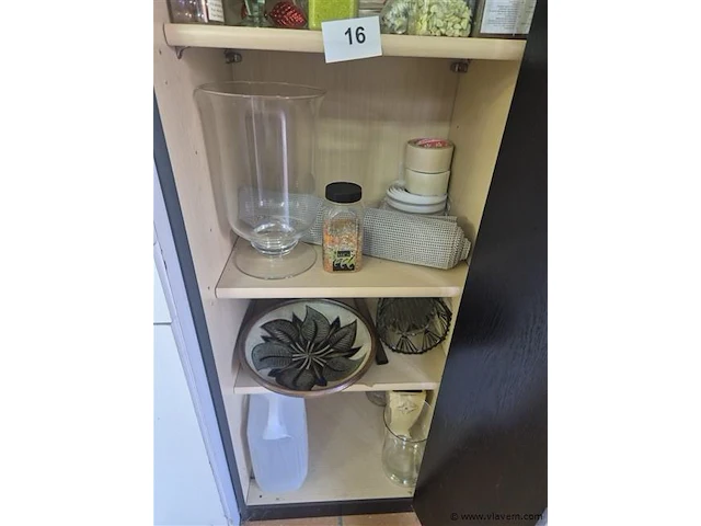 Varia in de kast - afbeelding 4 van  4