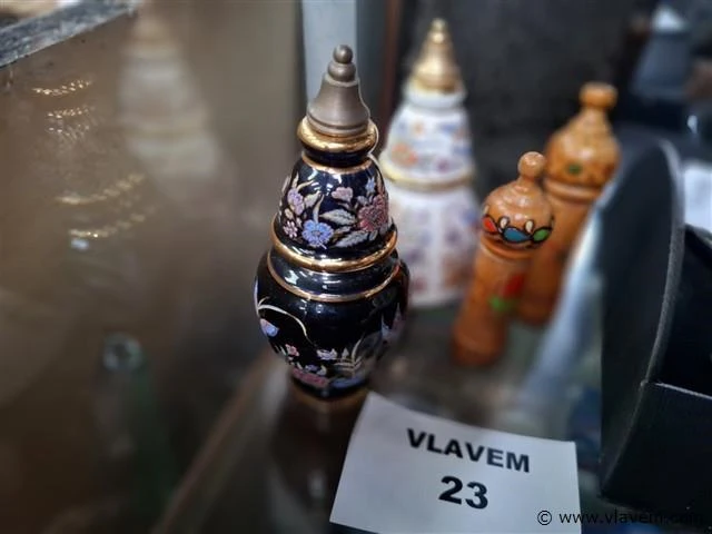 Varia - afbeelding 1 van  1