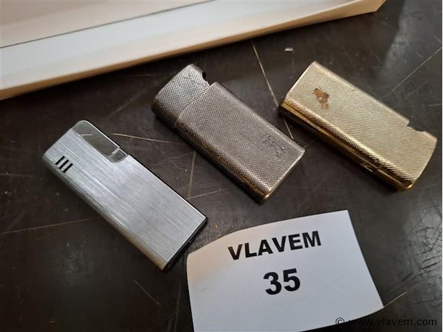 Varia - afbeelding 2 van  3