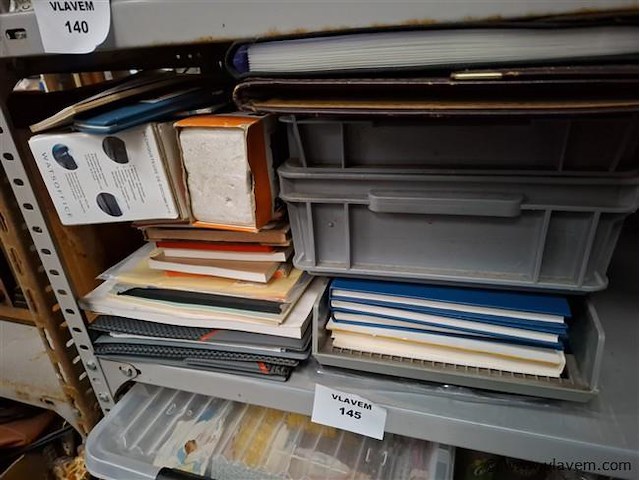 Varia - afbeelding 1 van  5