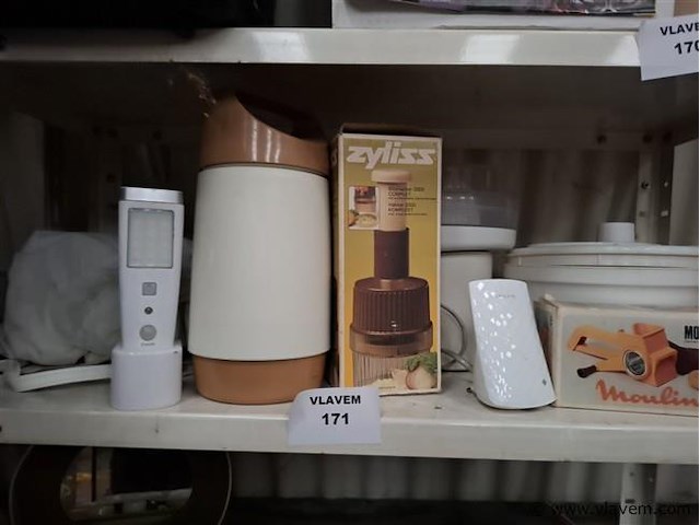 Varia - afbeelding 1 van  3