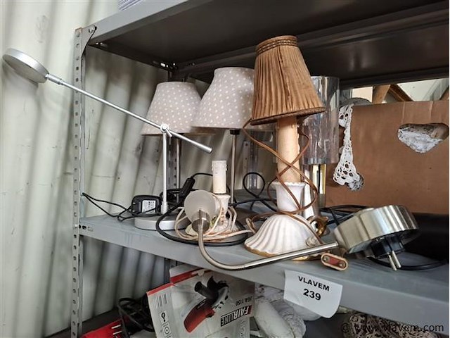 Varia - afbeelding 1 van  3