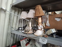 Varia - afbeelding 1 van  3