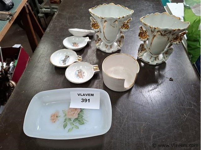 Varia - afbeelding 1 van  2