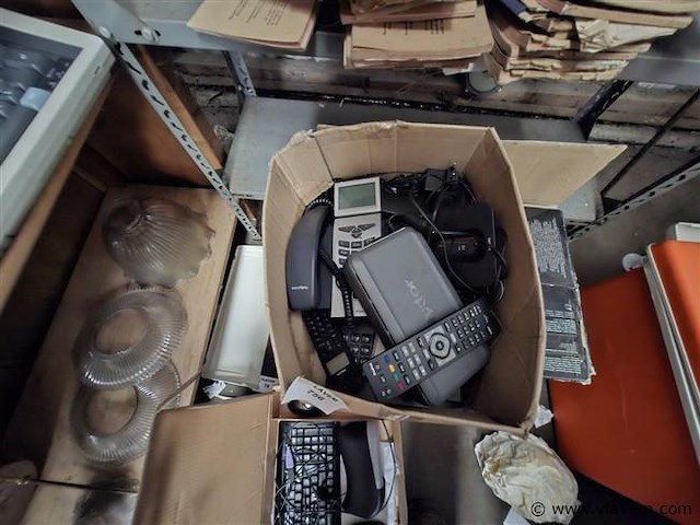 Varia - afbeelding 2 van  4