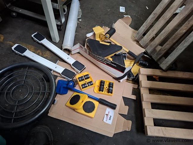 Varia - afbeelding 1 van  4