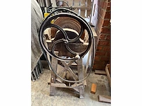 Various grinding machines - afbeelding 1 van  4