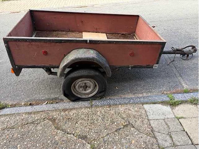Various trailers - afbeelding 1 van  11