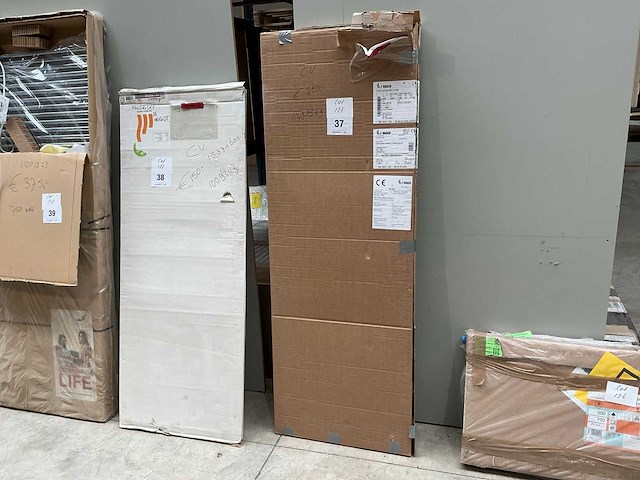 Vasco iris hdm-a handdoekradiator - afbeelding 1 van  5