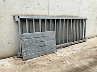 Vaste trap in metaal Vaste trap in metaal