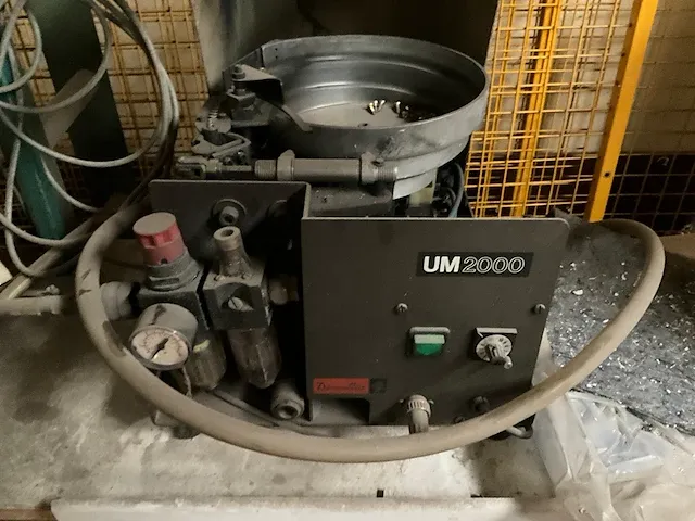 Vastschroefmachine soenen hendrik afd 40 - afbeelding 5 van  8