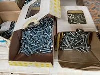 Vastzetmateriaal - afbeelding 6 van  7