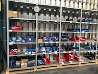 Vastzetmateriaal - afbeelding 1 van  6