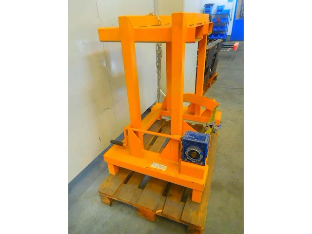 Vatenkantelaar 300kg - afbeelding 1 van  4