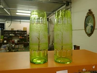 Vazen in groen glas - afbeelding 1 van  1