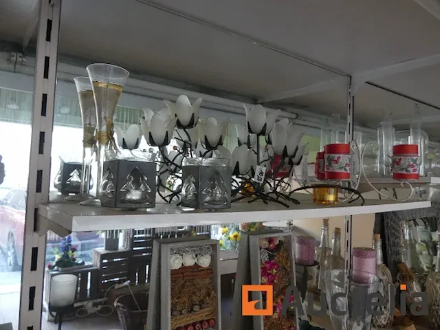 Vazen, verschillend decoraties - afbeelding 3 van  14