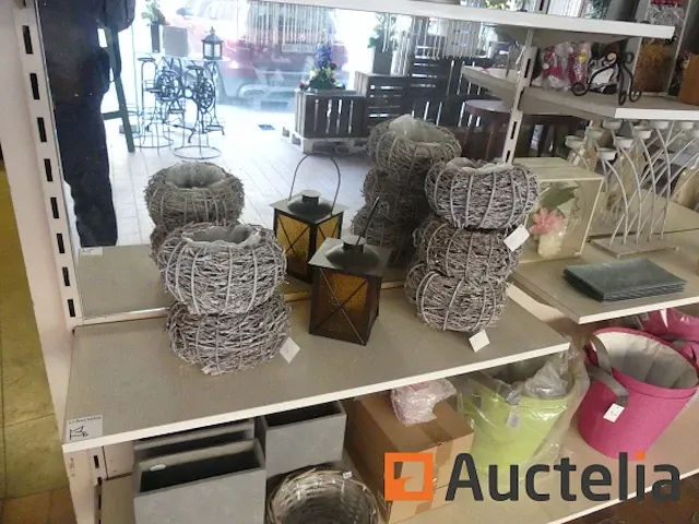 Vazen, verschillend decoraties - afbeelding 8 van  14