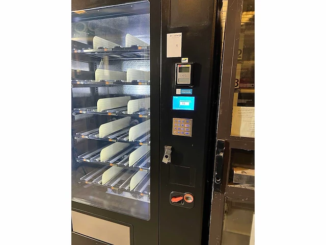 Vbi - broodautomaat - vending machine - afbeelding 4 van  5