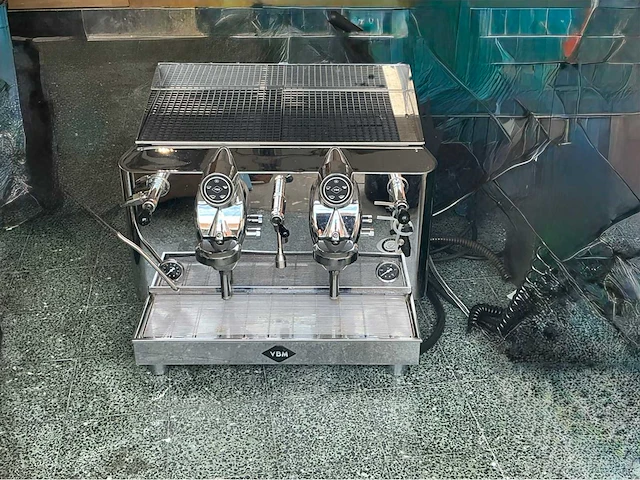 Vbm espresso italiano koffie- en espressomachine - afbeelding 3 van  8
