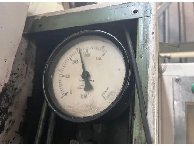 Veb wema pye 100 s1 hydraulische pers - afbeelding 8 van  9