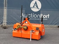 Veegborstel aanbouw boxer - afbeelding 1 van  1