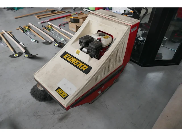 Veegmachine eureka - afbeelding 2 van  6